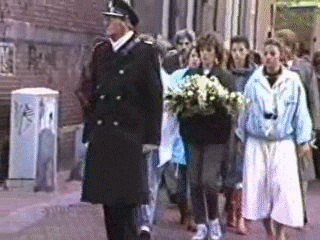 1987 Hoorn: 4 mei Stille tocht | 5 mei Bevrijdingsdag. 